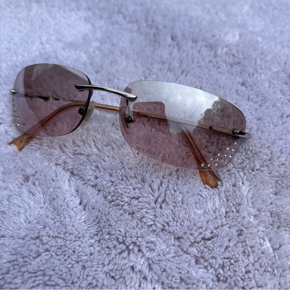 Fossil Rhinestone Pink Sunglasses - Picture 4 of 9